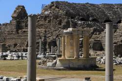 side anıtsal çeşme